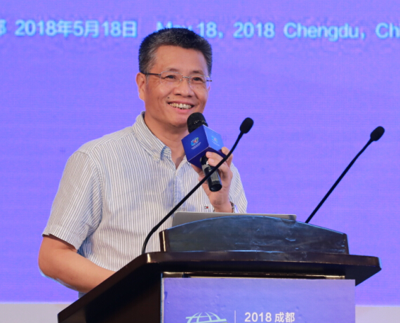 3㽭ѧԺǡйߵȽѧѧίԱίԱݽXUAN Yong, Secretary of the Party committee of Zhejiang International Studies University was giving a Speech.jpg
